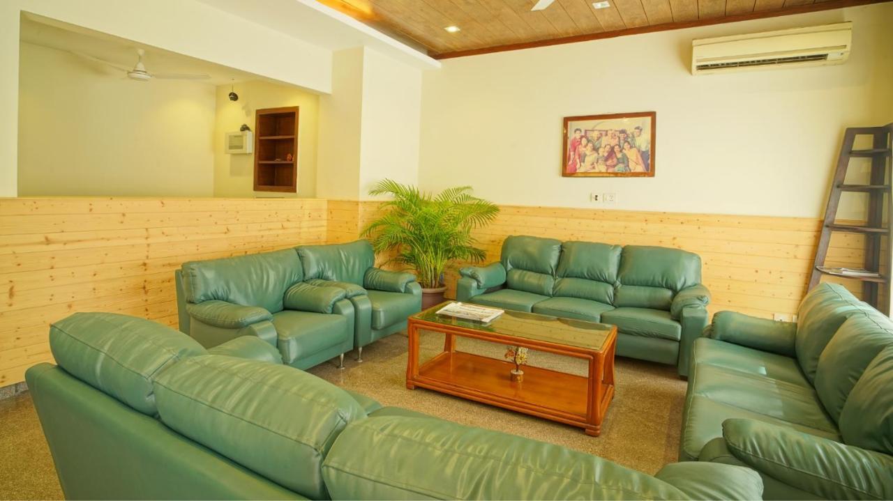 Uds Villa Scandinavian B&B - Next To Vfs Νέο Δελχί Εξωτερικό φωτογραφία