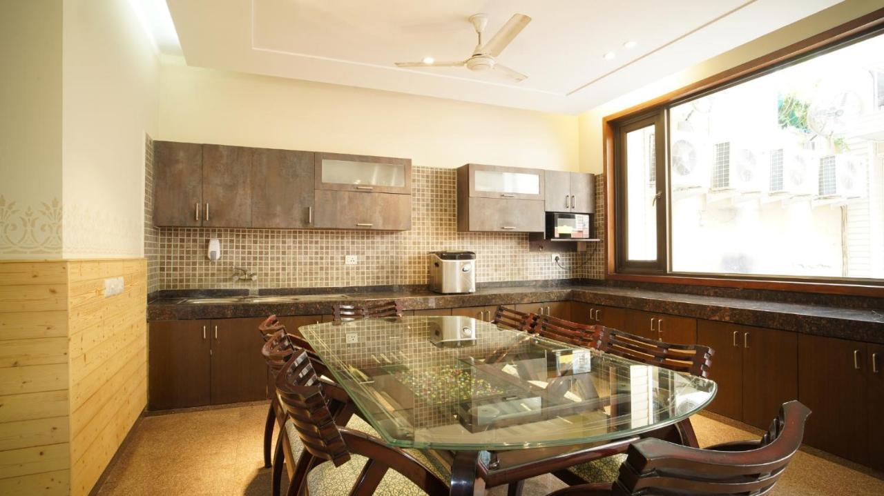 Uds Villa Scandinavian B&B - Next To Vfs Νέο Δελχί Εξωτερικό φωτογραφία