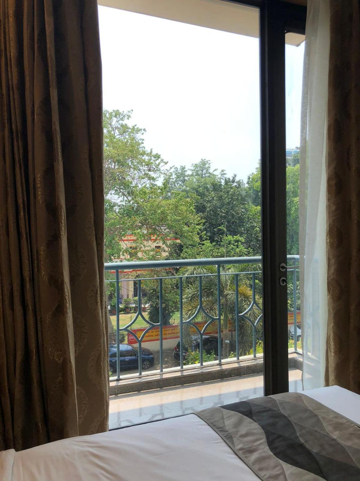 Uds Villa Scandinavian B&B - Next To Vfs Νέο Δελχί Εξωτερικό φωτογραφία